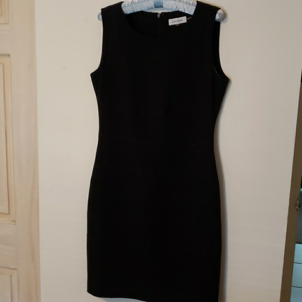 Calvin Klein sleeveless fitted black dress